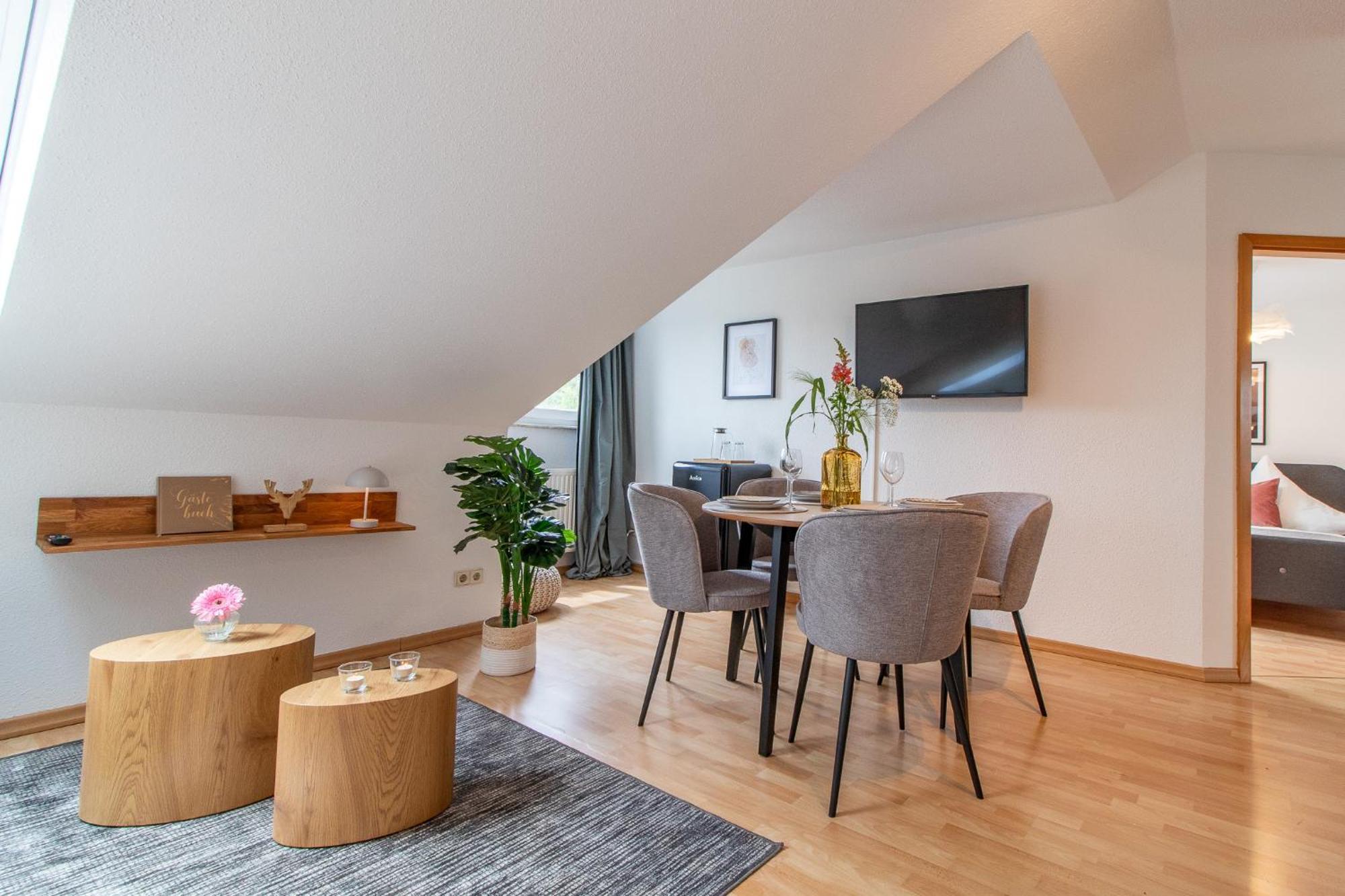 Apartment Sternenhimmel I Aufzug I Stellplatz I Modern Schwarzenberg/Erzgebirge Exterior foto